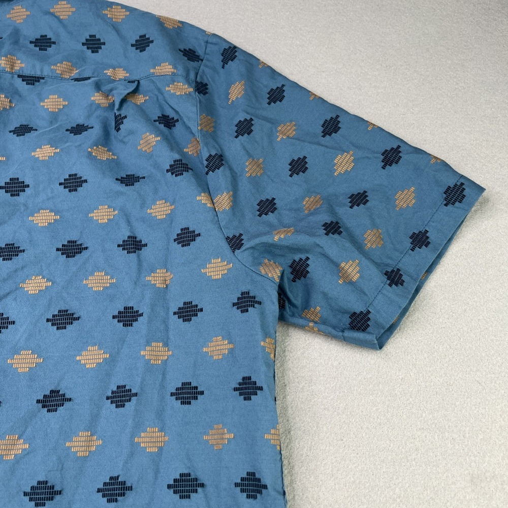 Volcom Men's Sz Large Woven Classic Fit Blue Casual Short Sleeve Button Up - Picture 9 of 10